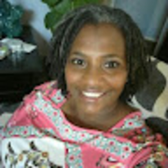 queenbee41329